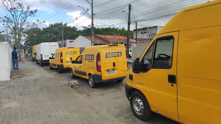 TRansporte-de-urnas-eleitorais_-foto-Ed-Santos