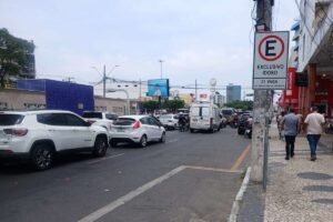 Vaga-de-estacionamento-para-idoso-Foto-ACM-3