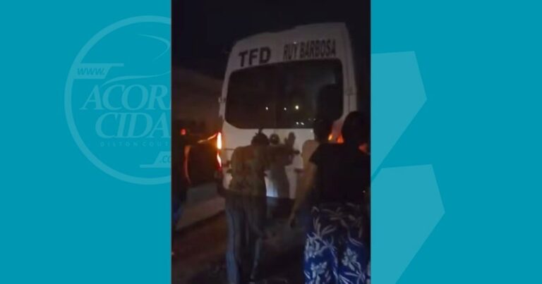 Van-do-TFD-fica-sem-combustivel-e-pacientes-precisam-empurrar-veiculo-na-Bahia-Foto-Ruy-Barbosa-Noticias