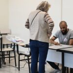 Votacao-mesarios-eleicoes-Foto-Reproducao-TRE