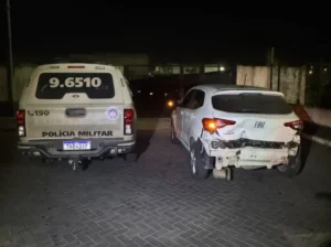bones-e-carro-apreendidos-pela-PM