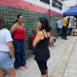 colegio-Joselito-Amorim-em-Feira-de-Snatana-eleitores-fila-de-votacao-foto-Paulo-jose-Aocrda-Cidade-4