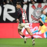 jogador-do-Vitoria-foto-Victor-Ferreira-EC-Vitoria