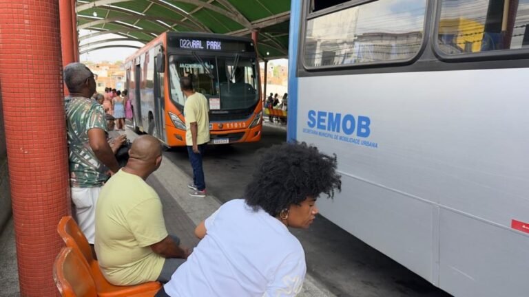 terminal-central-Feira-de-santana-onibus-transporte-coletivo-eleicoes-2026-foto-Paulo-jose-Acorda-Cidade-2-1